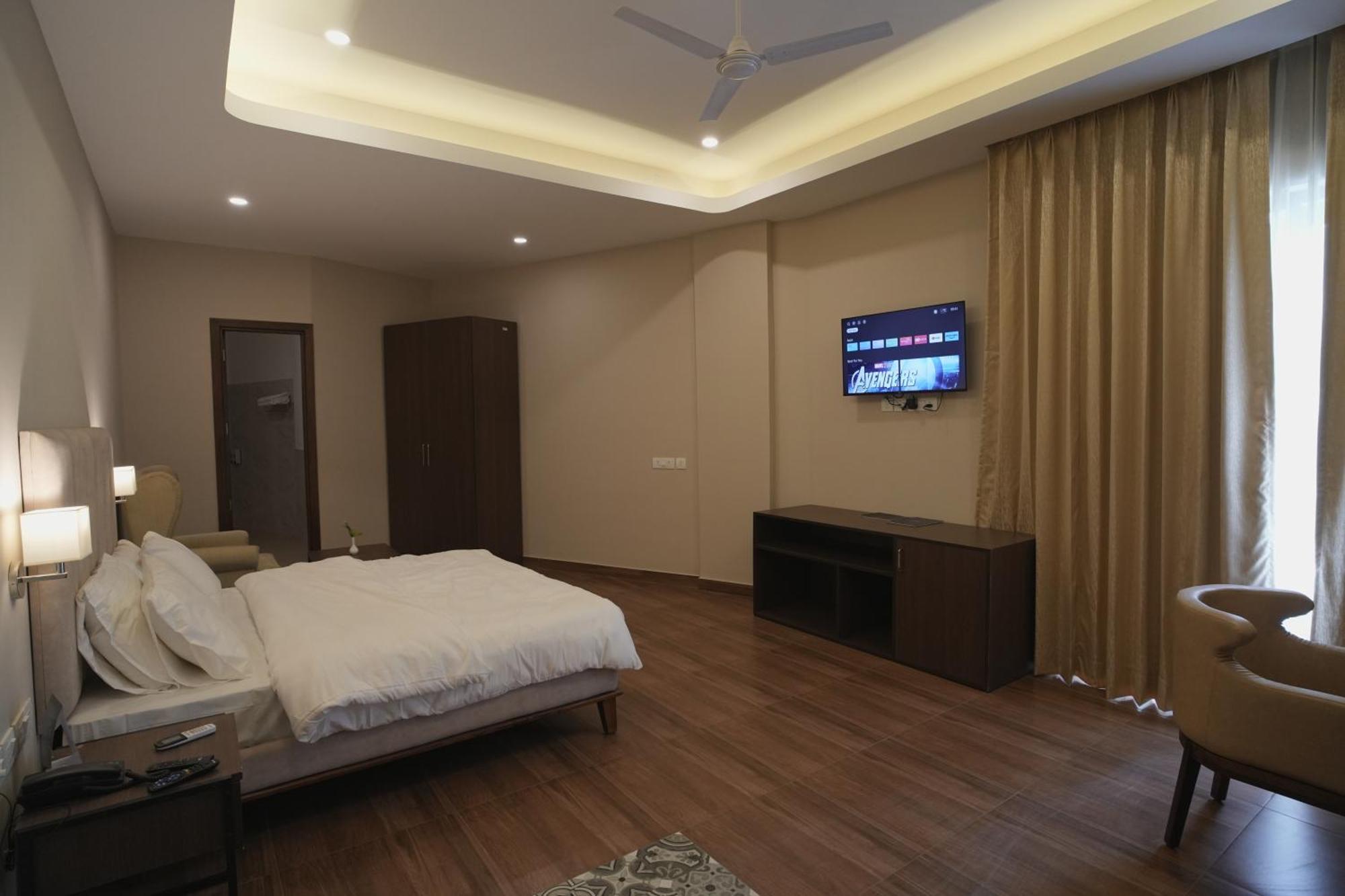 Tdi Club Retreat Sector-110 Hotel Mohali Ngoại thất bức ảnh